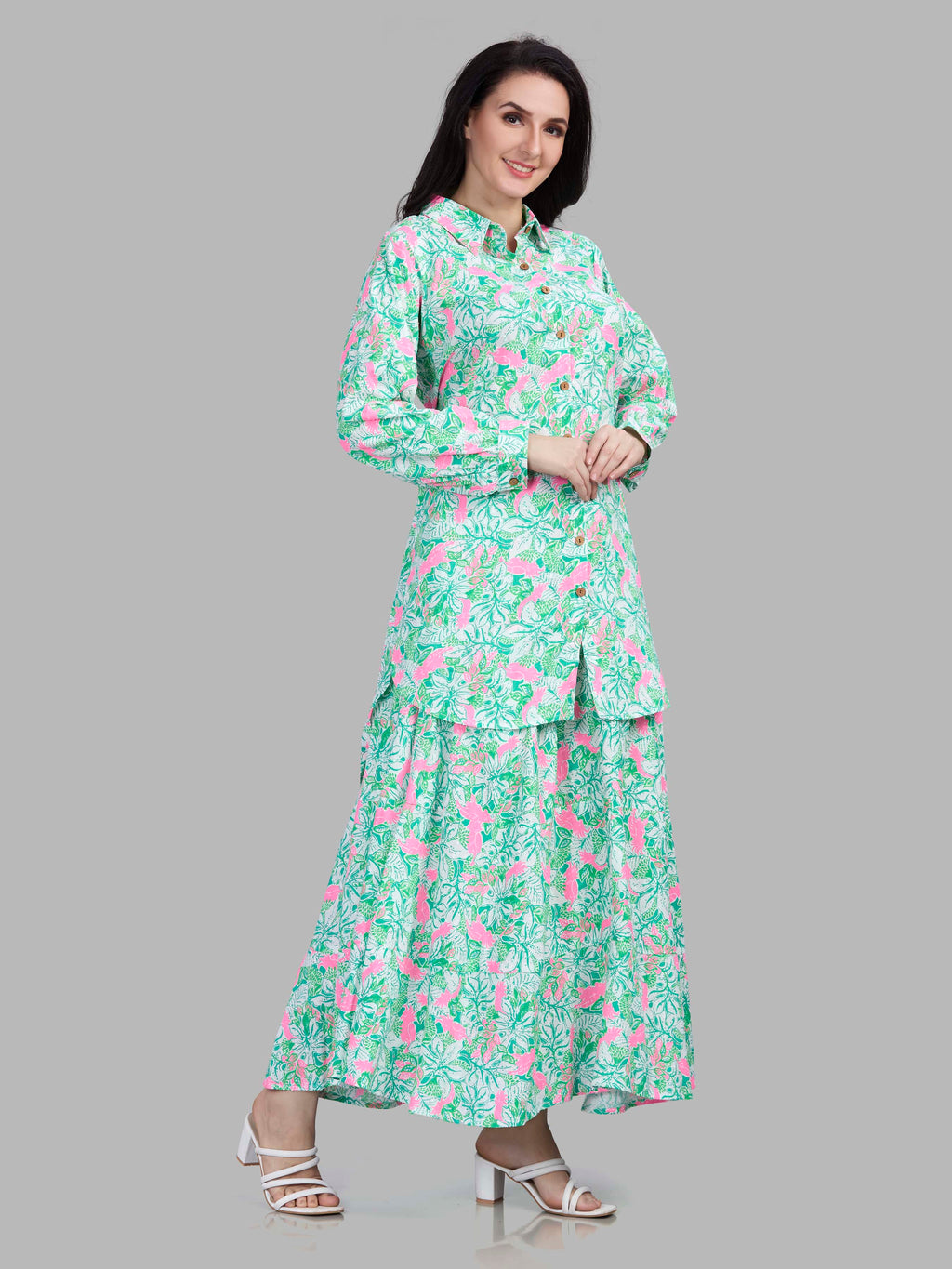 Cotton jacquard printed tiered skirt with pocket detailing with top