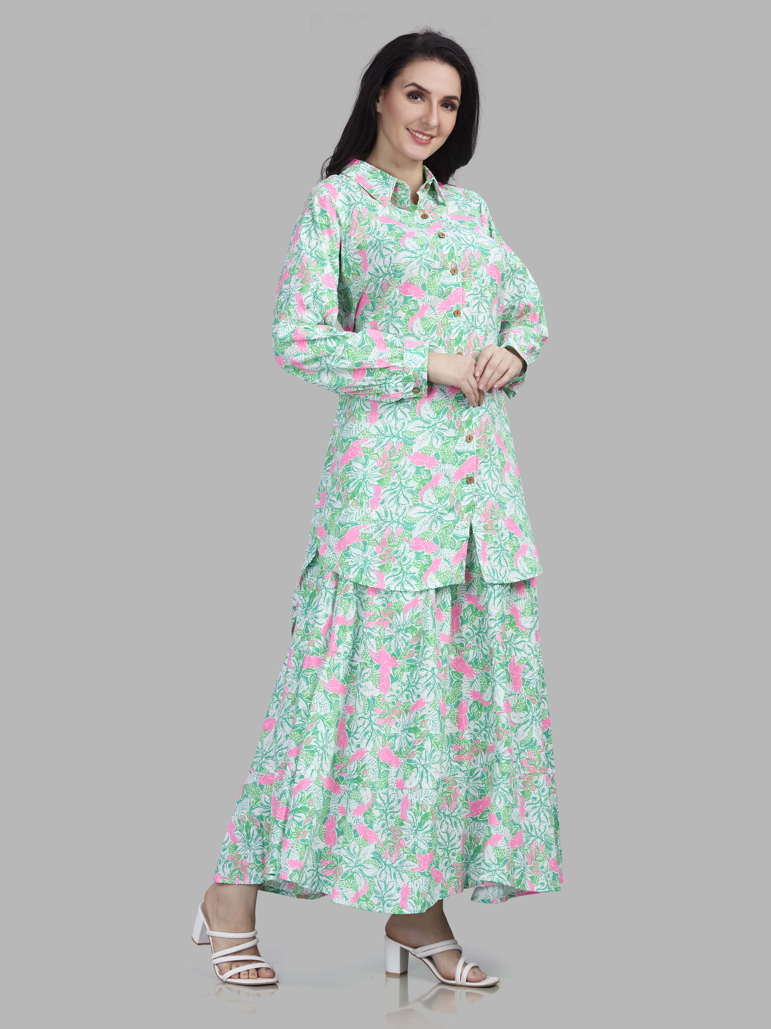Cotton jacquard printed tiered skirt with pocket detailing with top