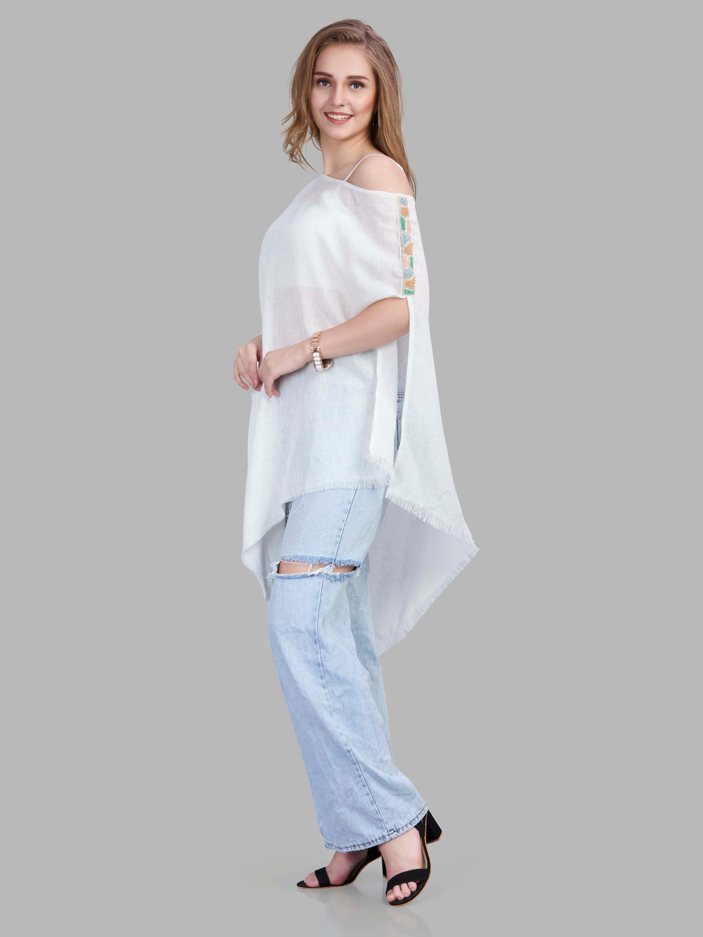 Linen jute poncho with hand embroidery on the side shoulder