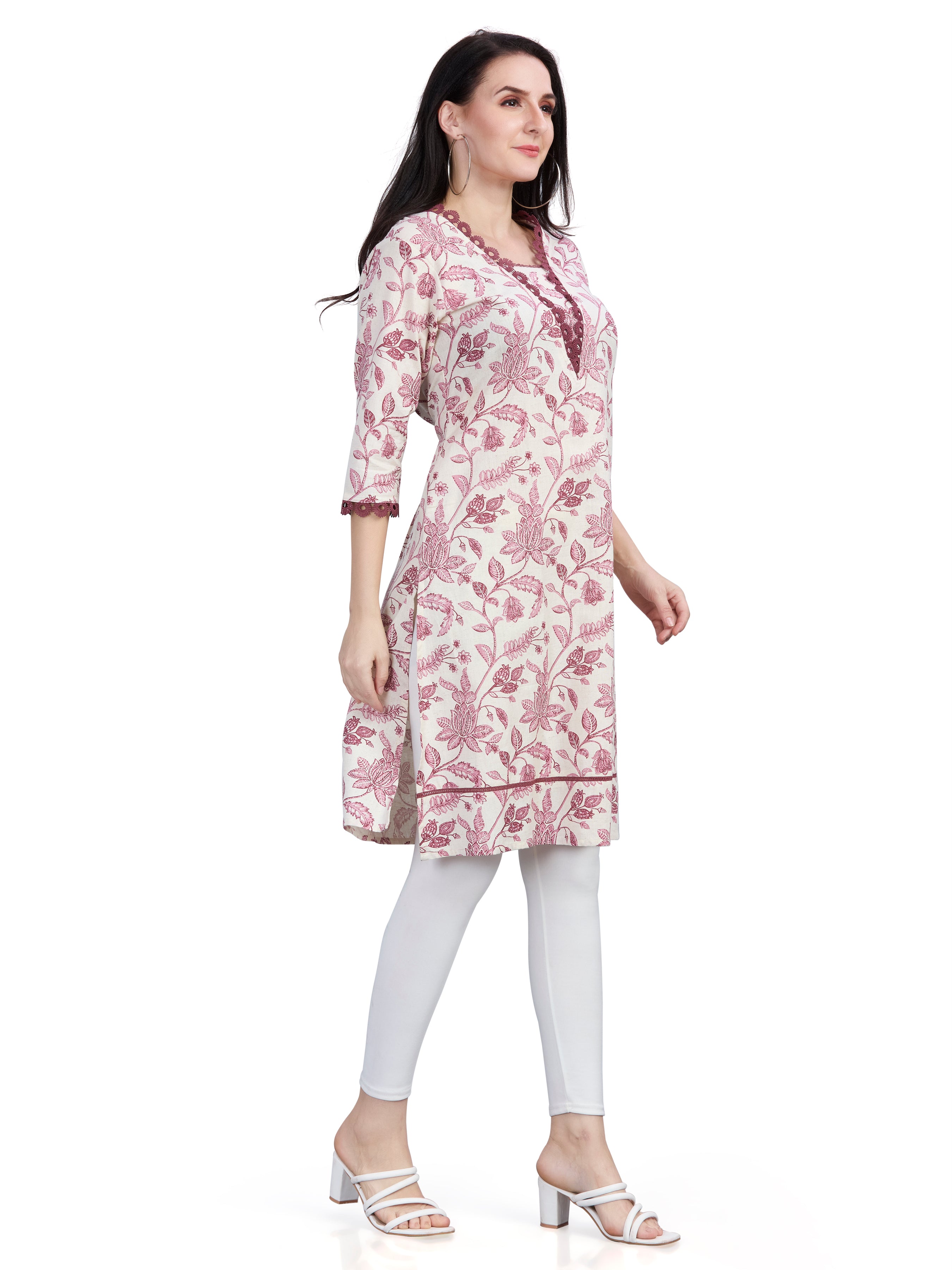 Cotton printed kurta with lace detailing
