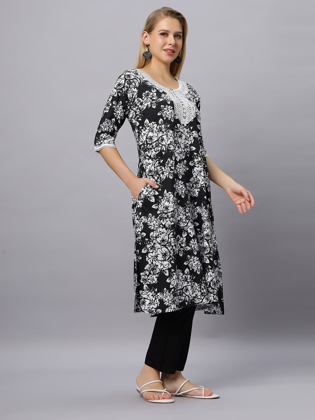 Autumn Hues Black Floral Printed Kurta with pant