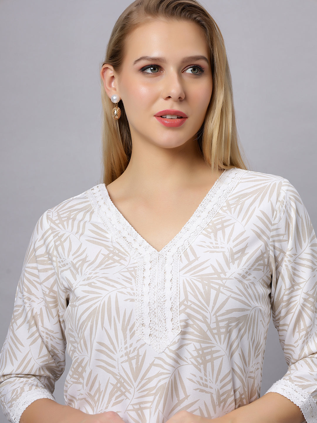 Autumn Hues Beige full sleeves kurta with lace and pants