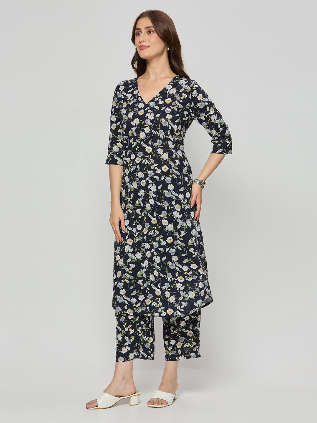 Georgette kurta and pants coord set